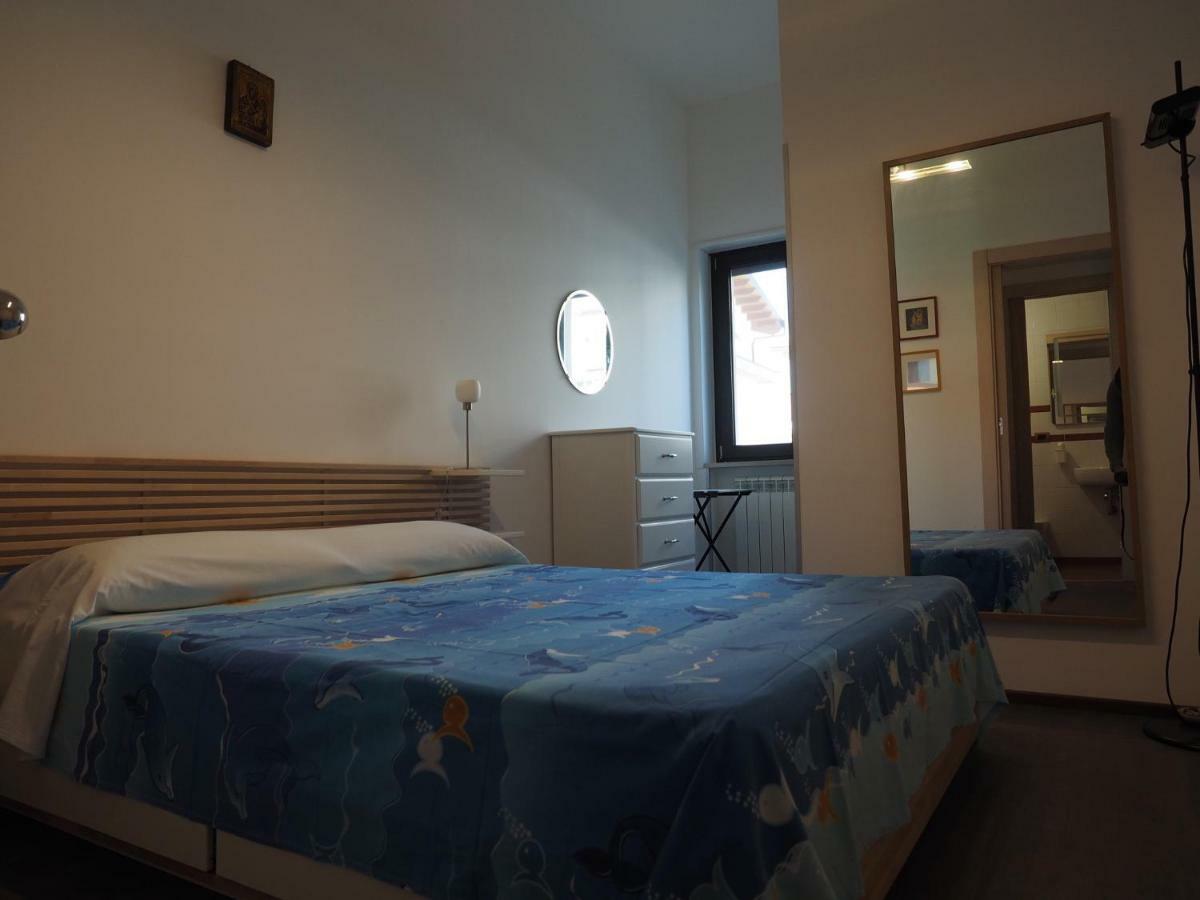 Montesilvano MarinaLa Casa Sul Mareアパートメント エクステリア 写真