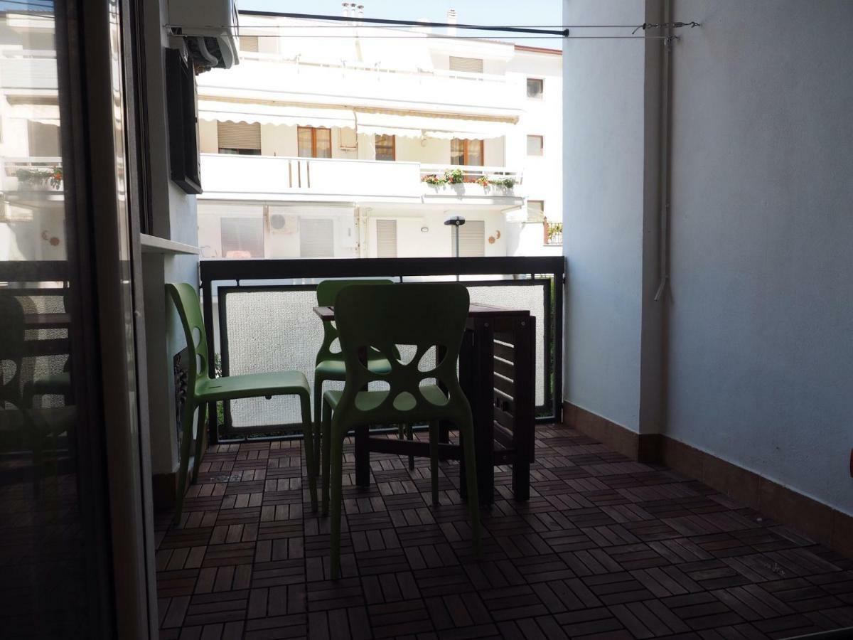 Montesilvano MarinaLa Casa Sul Mareアパートメント エクステリア 写真